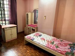 Blk 230F Tampines Street 24 (Tampines), HDB Executive #483424511